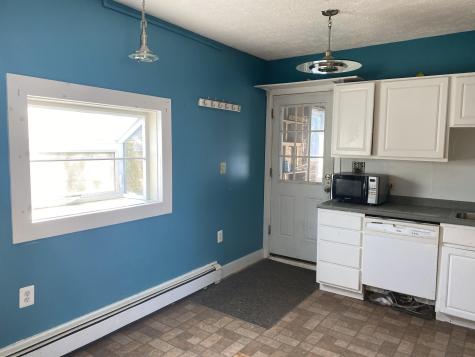 61 Newbury Street Auburn ME 04210