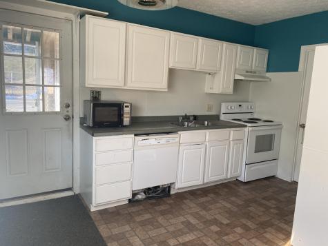 61 Newbury Street Auburn ME 04210