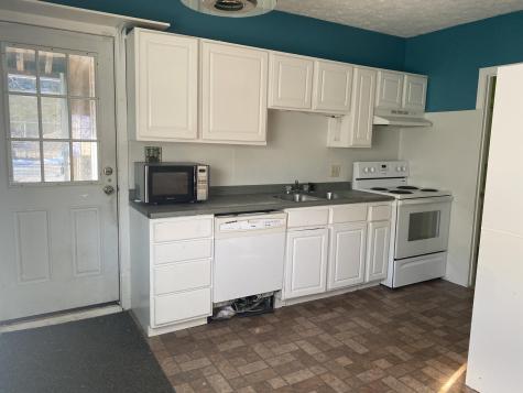 61 Newbury Street Auburn ME 04210