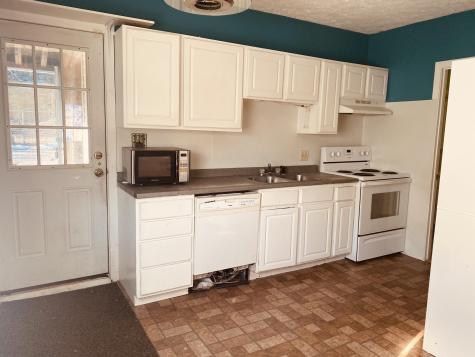 61 Newbury Street Auburn ME 04210