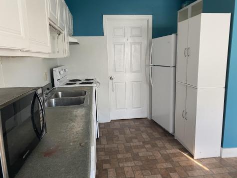 61 Newbury Street Auburn ME 04210