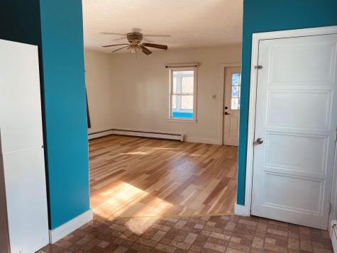 61 Newbury Street Auburn ME 04210