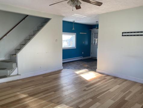 61 Newbury Street Auburn ME 04210