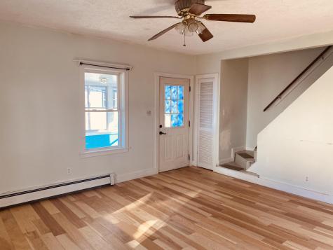 61 Newbury Street Auburn ME 04210
