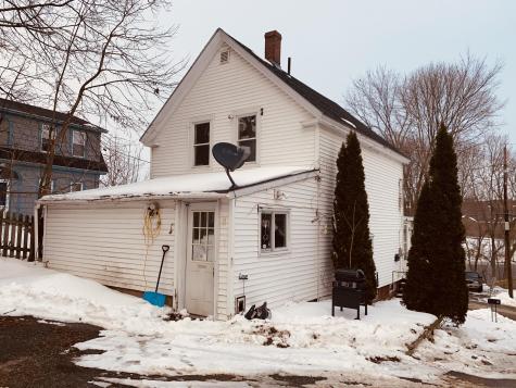 61 Newbury Street Auburn ME 04210