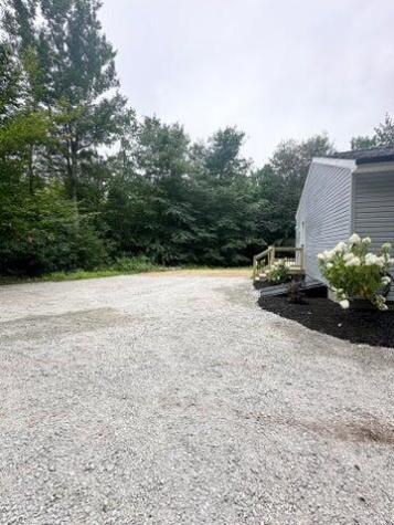 84 Noble Road Oxford ME 04270