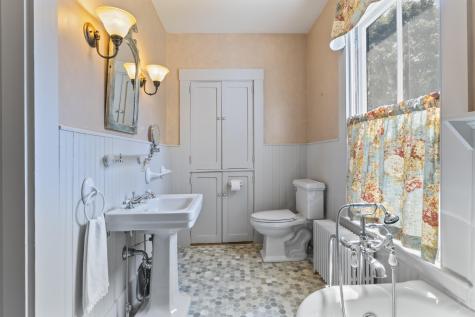 999 High Street Bath ME 04530