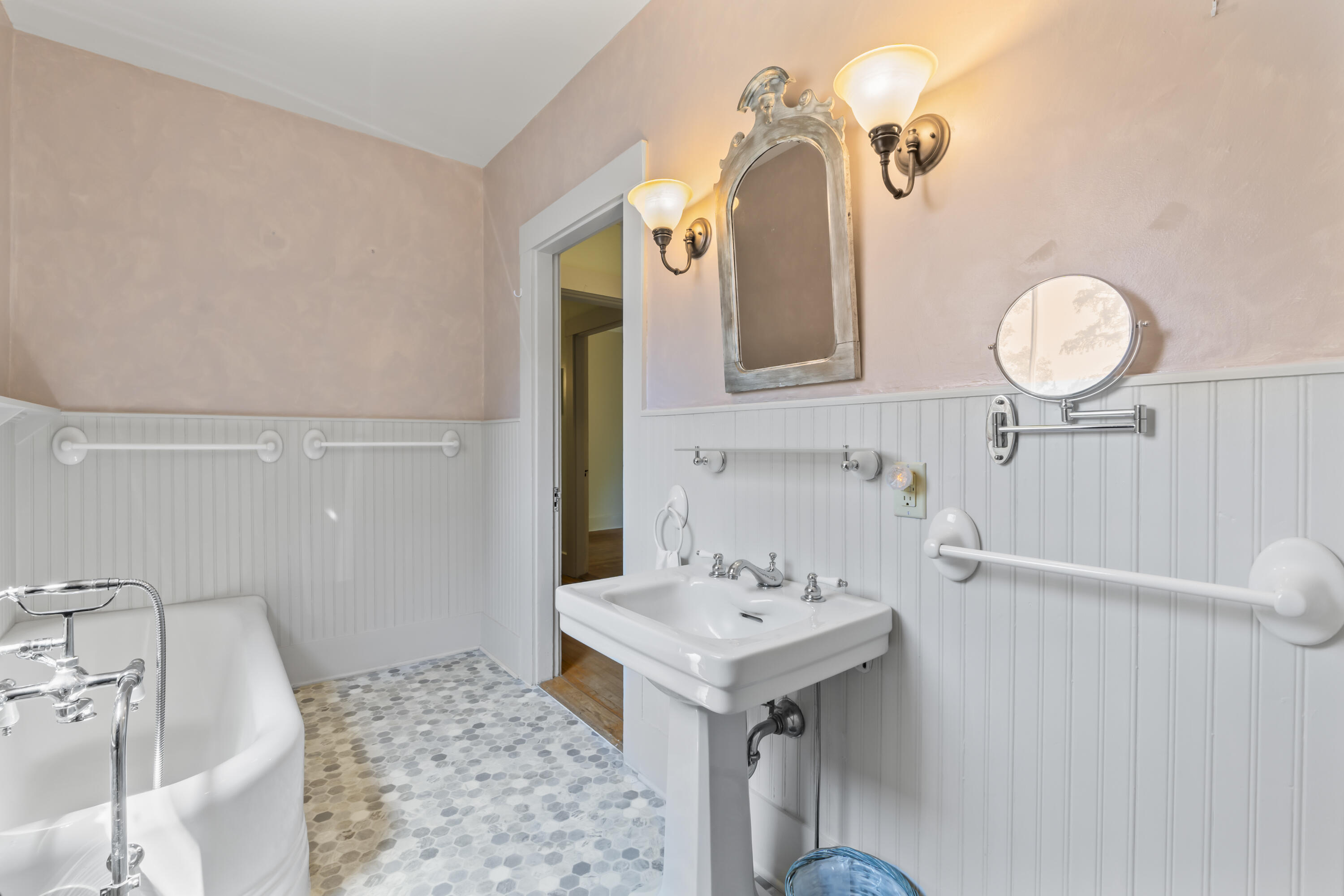 999 High Street Bath ME 04530