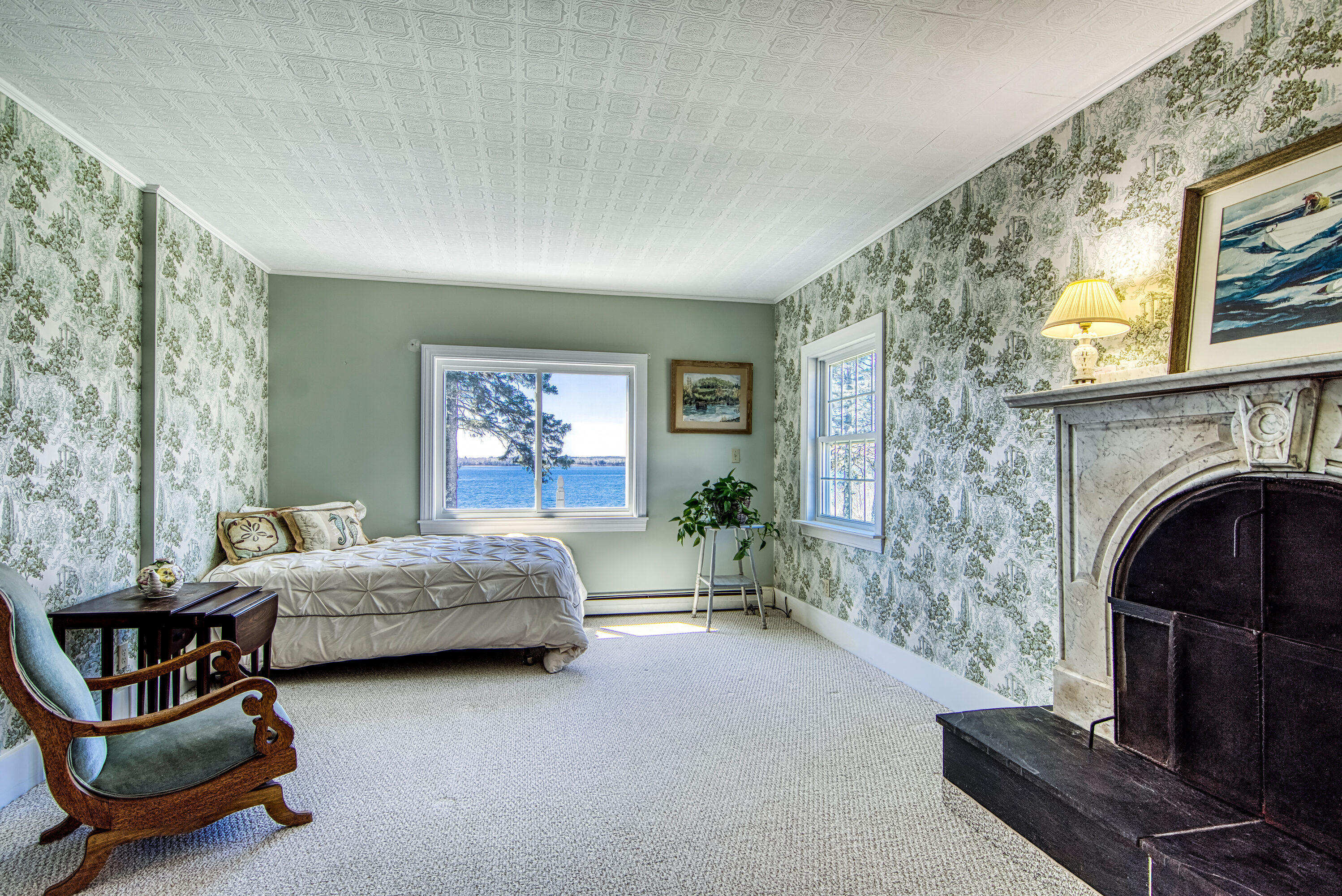 18 Bridges Point Lane Brooklin ME 04616