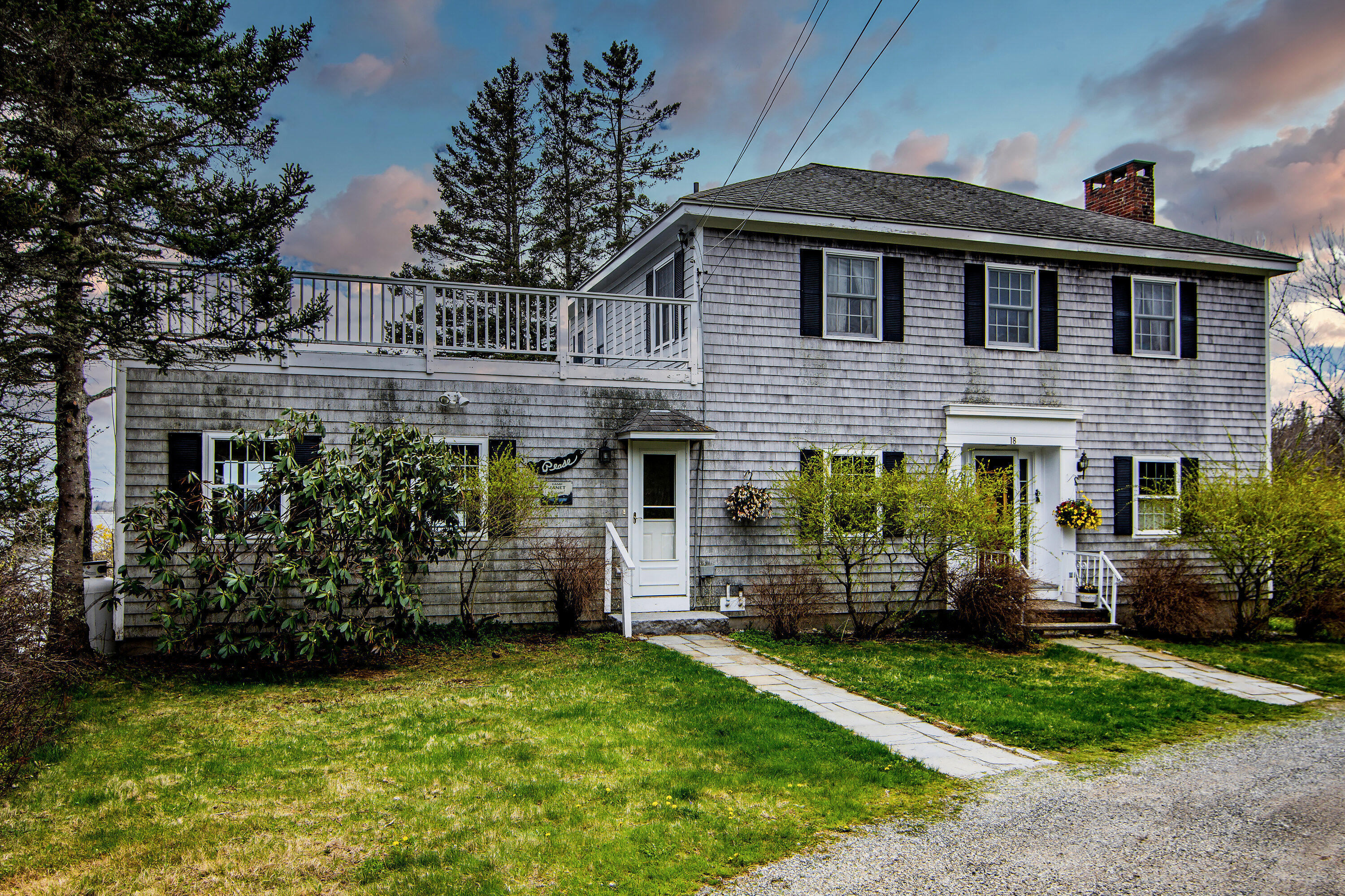 18 Bridges Point Lane Brooklin ME 04616