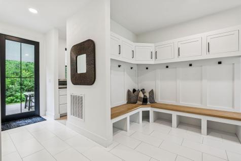 27 Vining Way Cumberland ME 04021