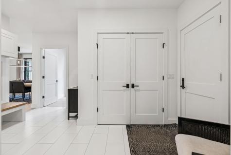 27 Vining Way Cumberland ME 04021