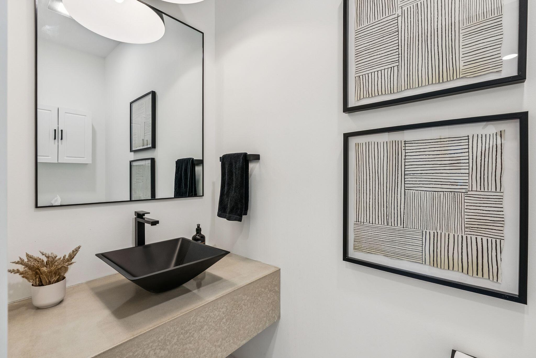 27 Vining Way Cumberland ME 04021