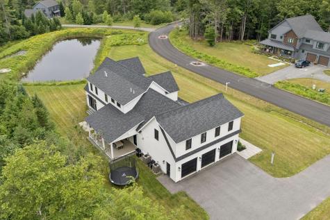 27 Vining Way Cumberland ME 04021