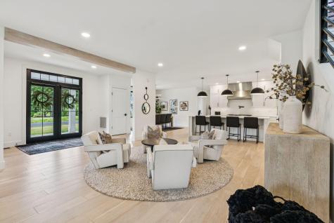 27 Vining Way Cumberland ME 04021