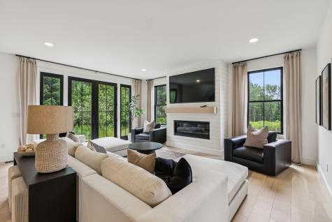 27 Vining Way Cumberland ME 04021