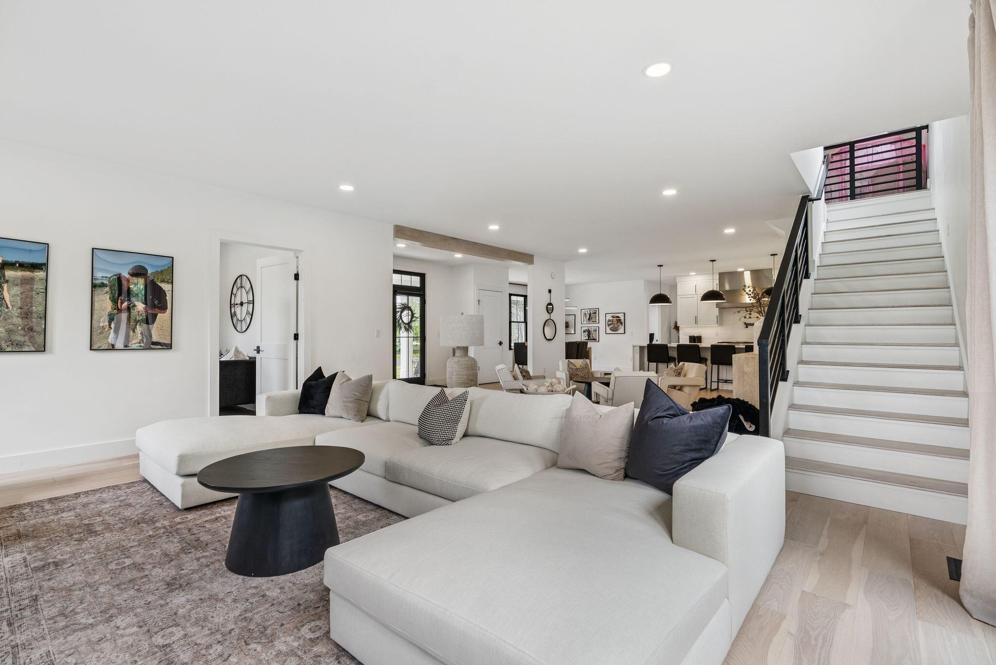 27 Vining Way Cumberland ME 04021