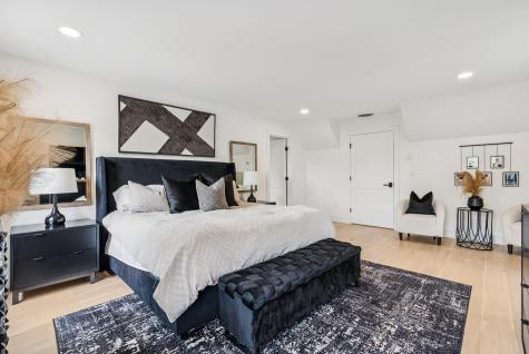 27 Vining Way Cumberland ME 04021