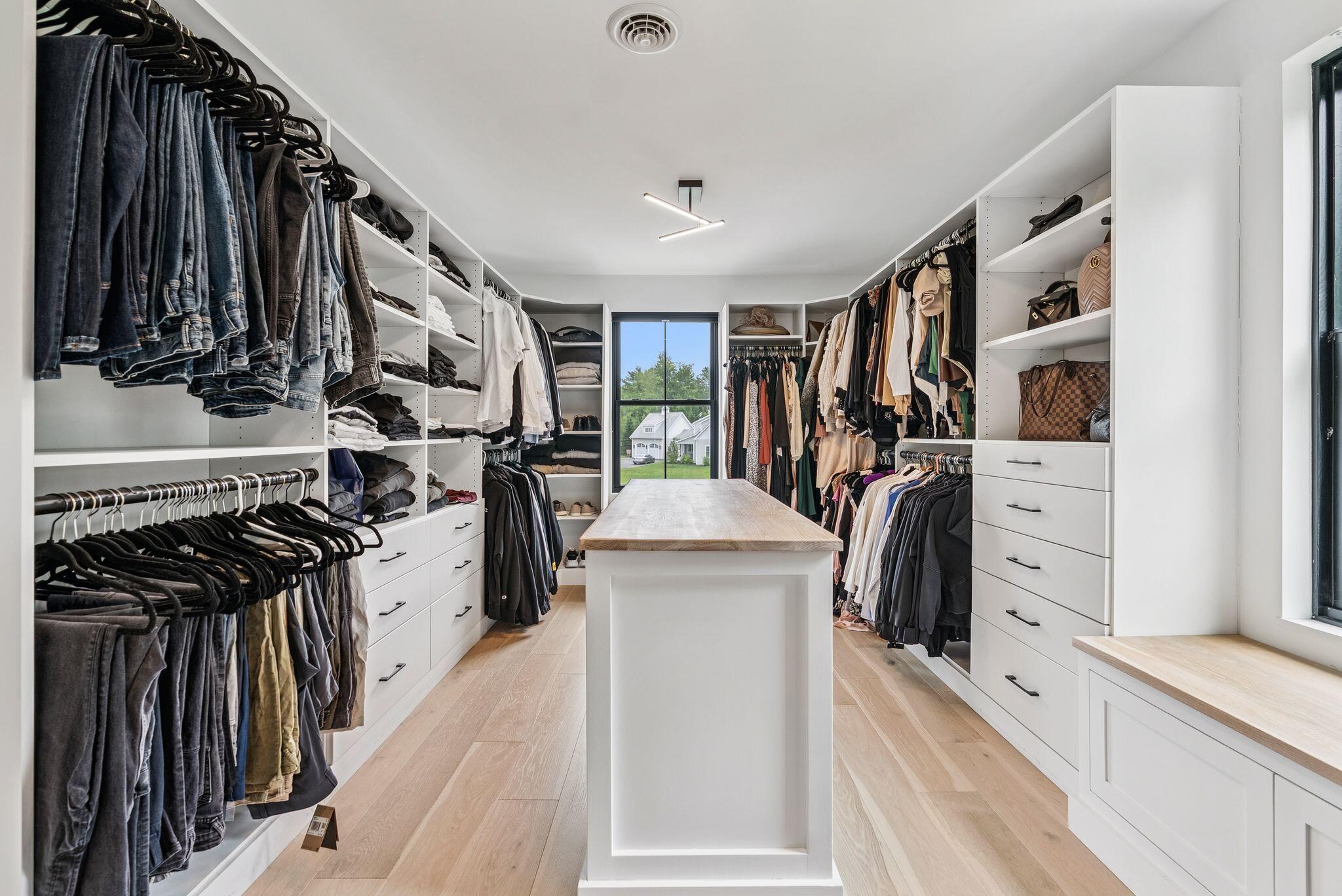 27 Vining Way Cumberland ME 04021