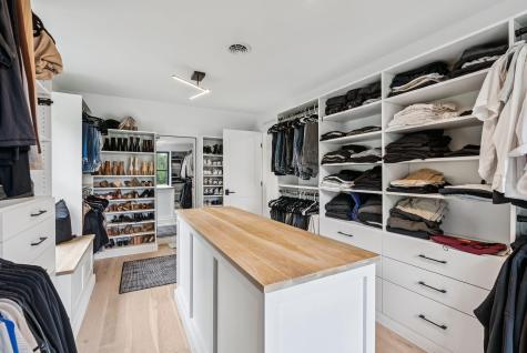 27 Vining Way Cumberland ME 04021