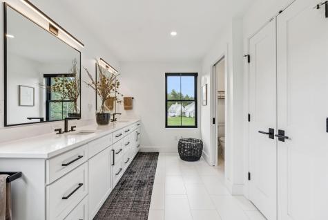 27 Vining Way Cumberland ME 04021