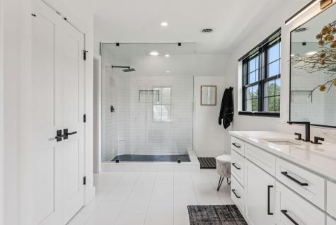 27 Vining Way Cumberland ME 04021