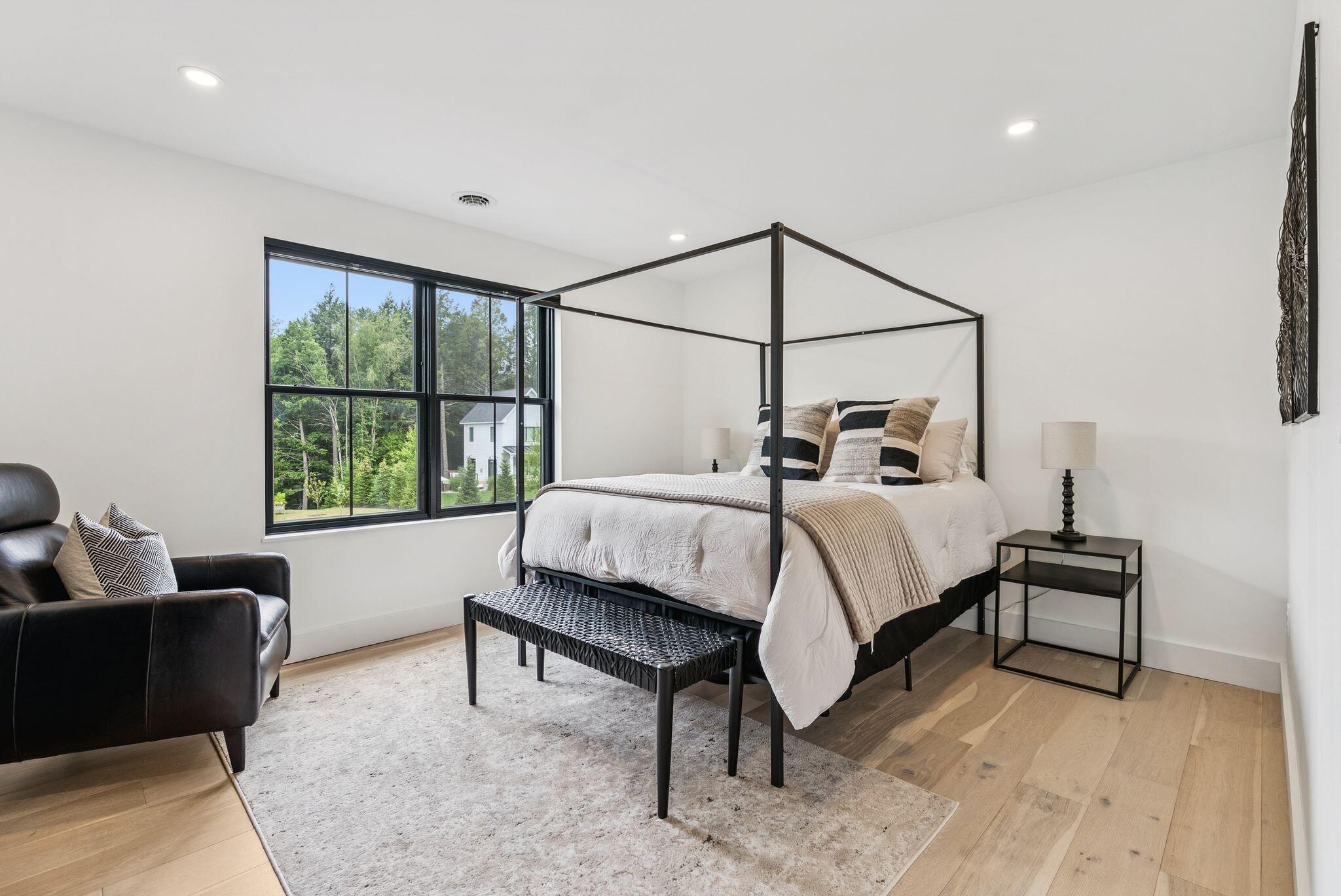 27 Vining Way Cumberland ME 04021