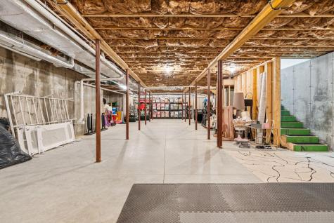 27 Vining Way Cumberland ME 04021