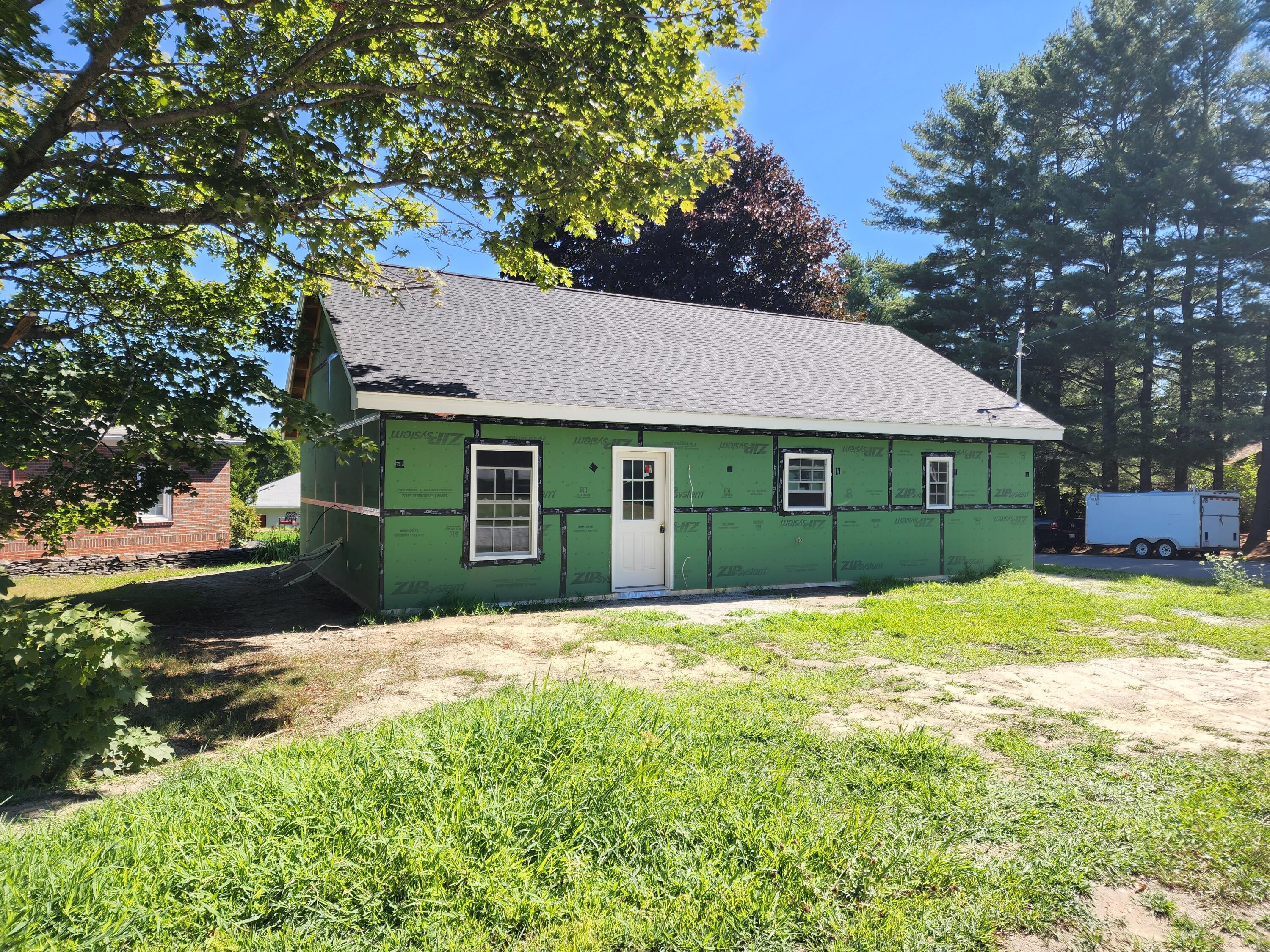 19 Clearwater Avenue Lewiston ME 04240
