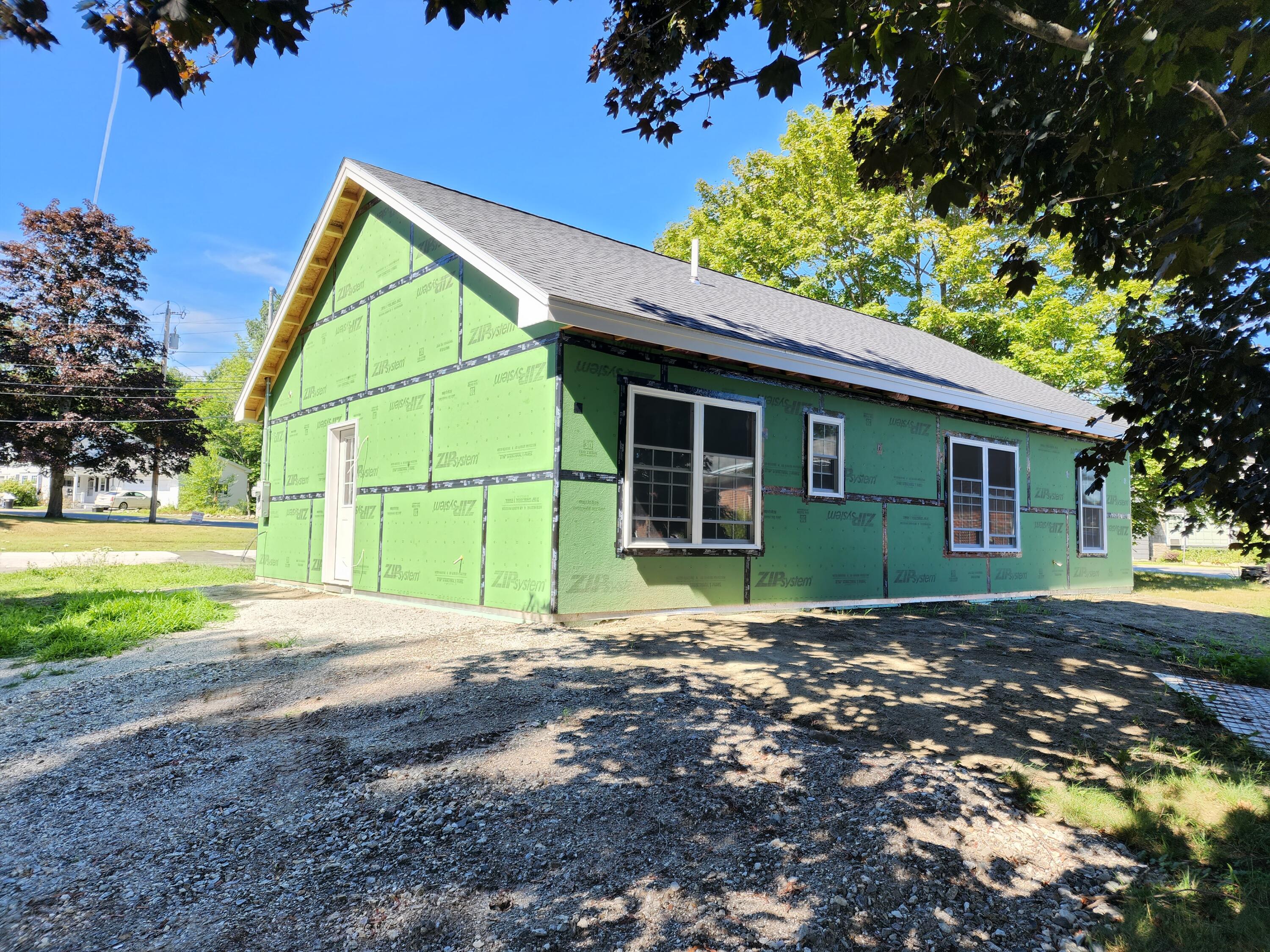 19 Clearwater Avenue Lewiston ME 04240