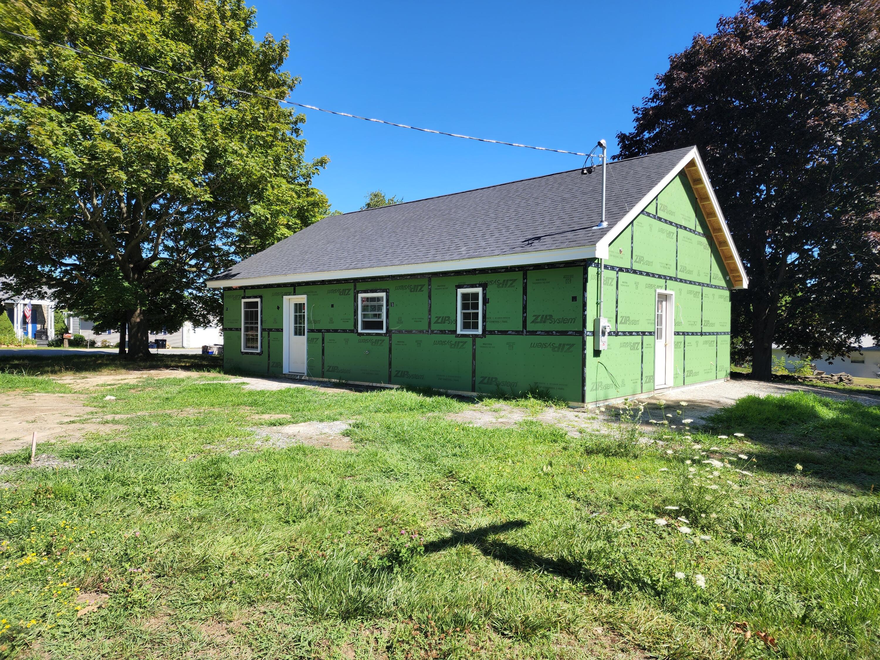 19 Clearwater Avenue Lewiston ME 04240