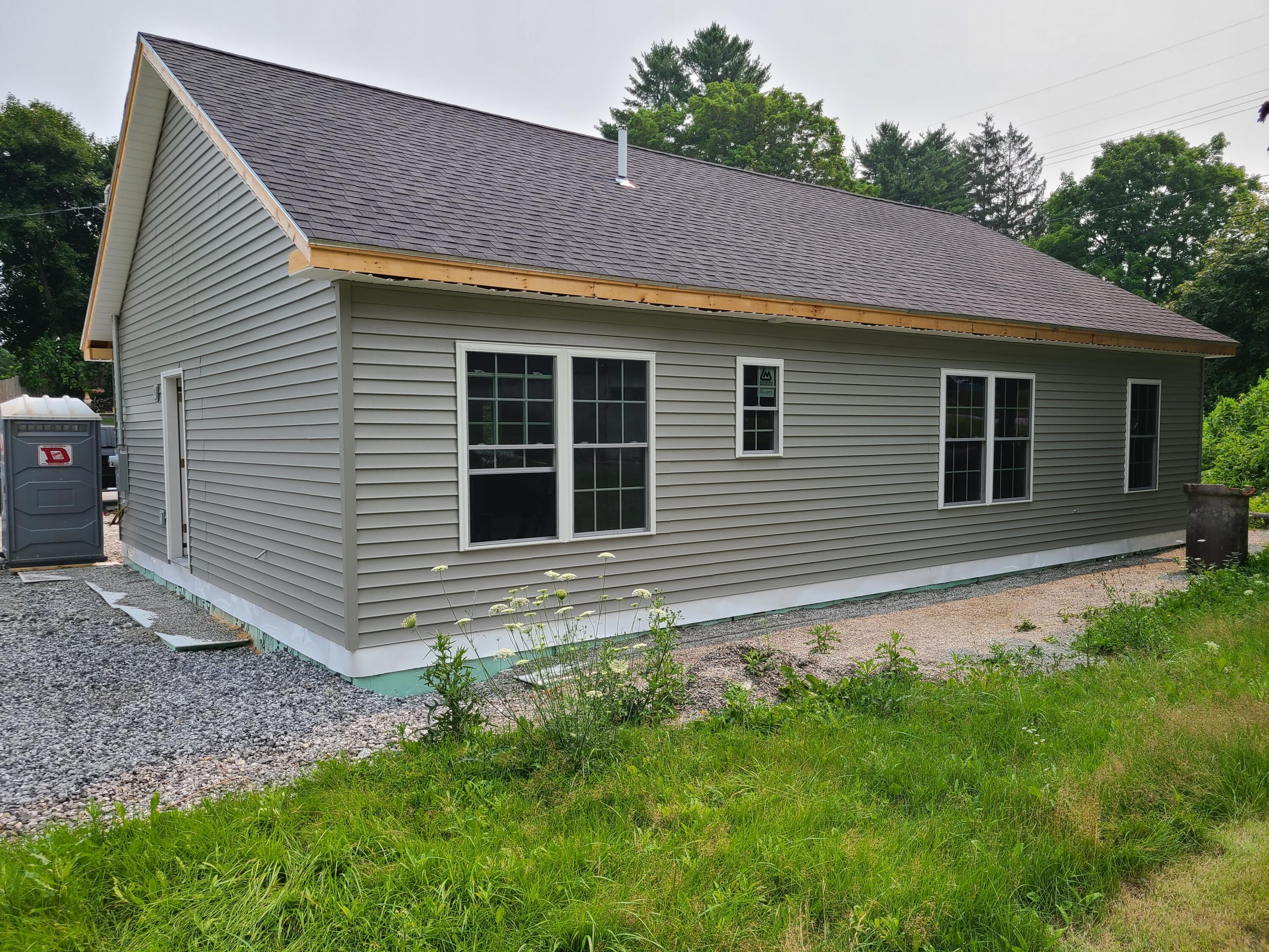 19 Clearwater Avenue Lewiston ME 04240