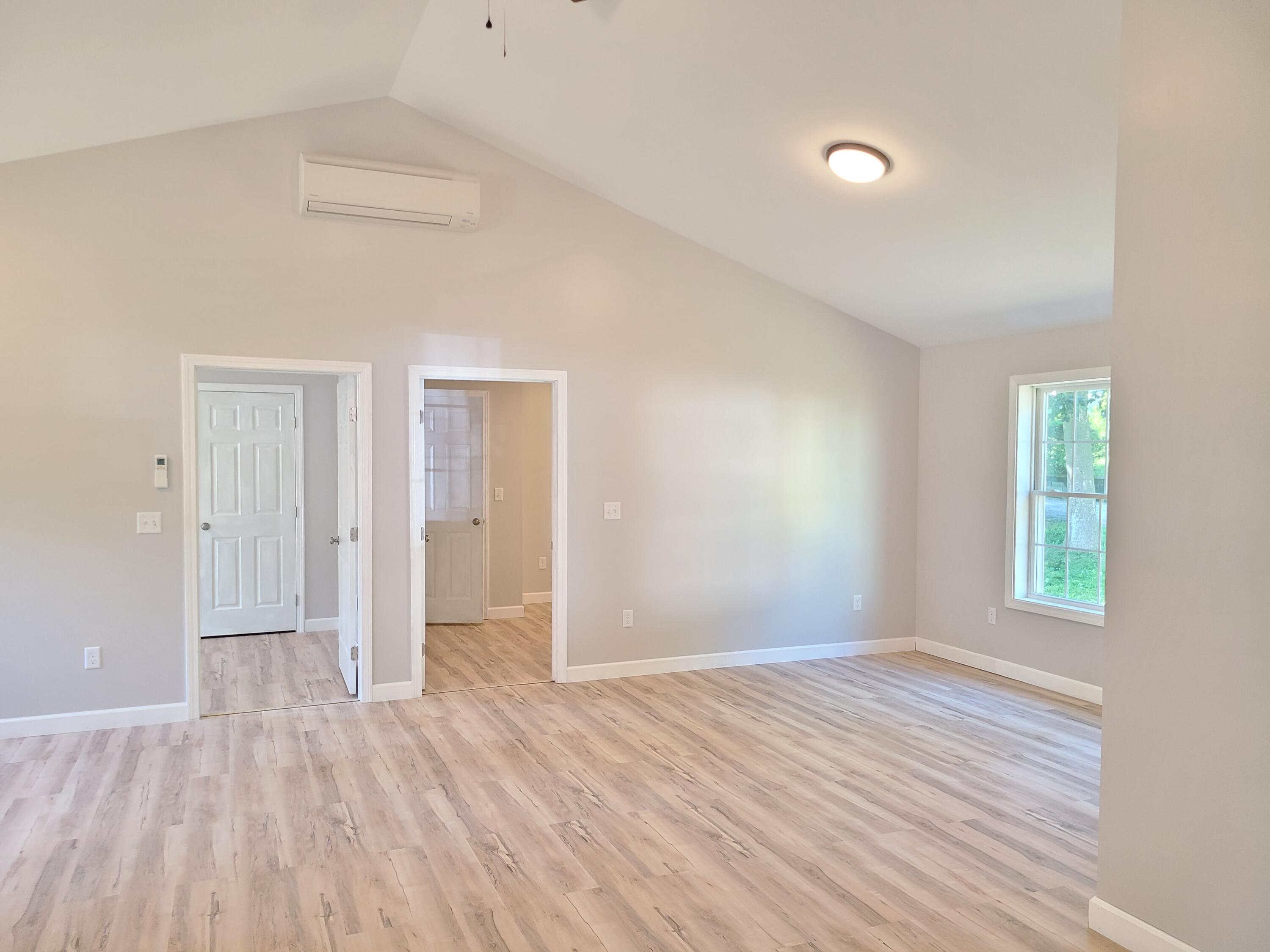 19 Clearwater Avenue Lewiston ME 04240