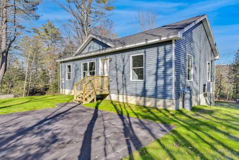 23 Boondock Lane Norway ME 04268