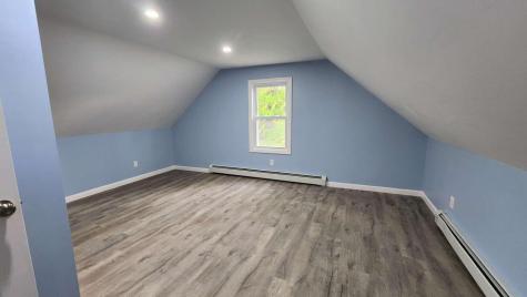 14 Highland Avenue Augusta ME 04330