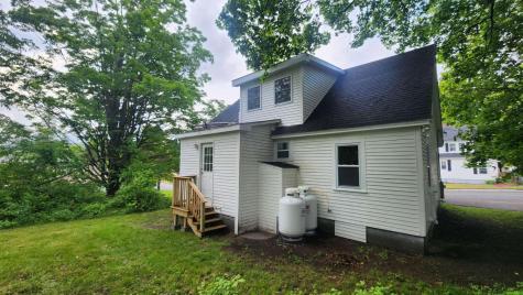 14 Highland Avenue Augusta ME 04330