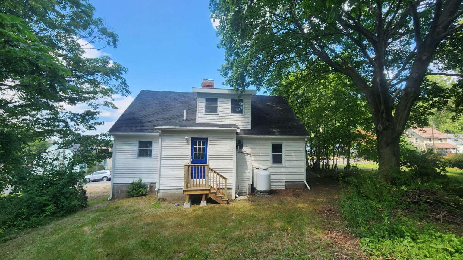 14 Highland Avenue Augusta ME 04330