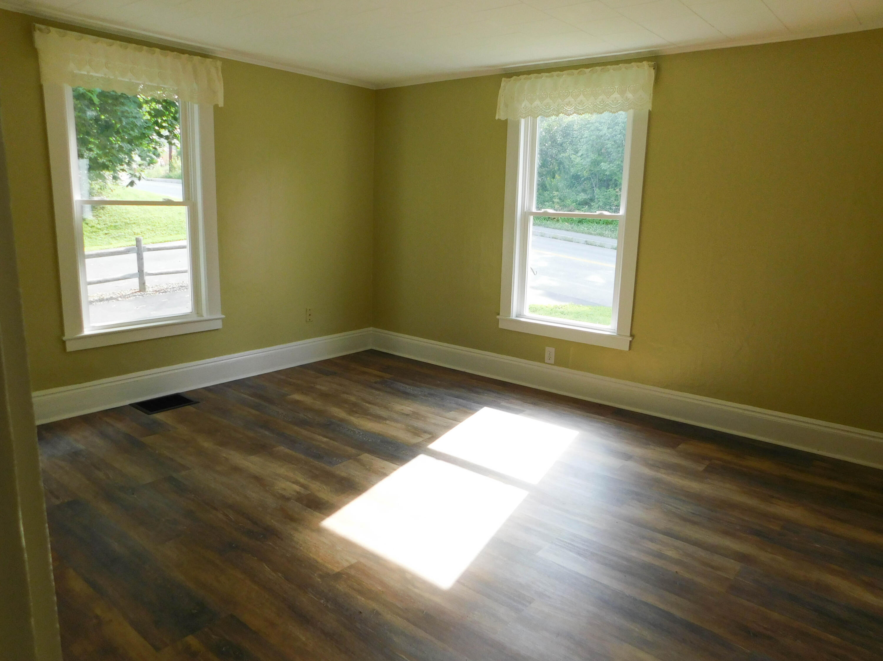 124 Church Street Dexter ME 04930