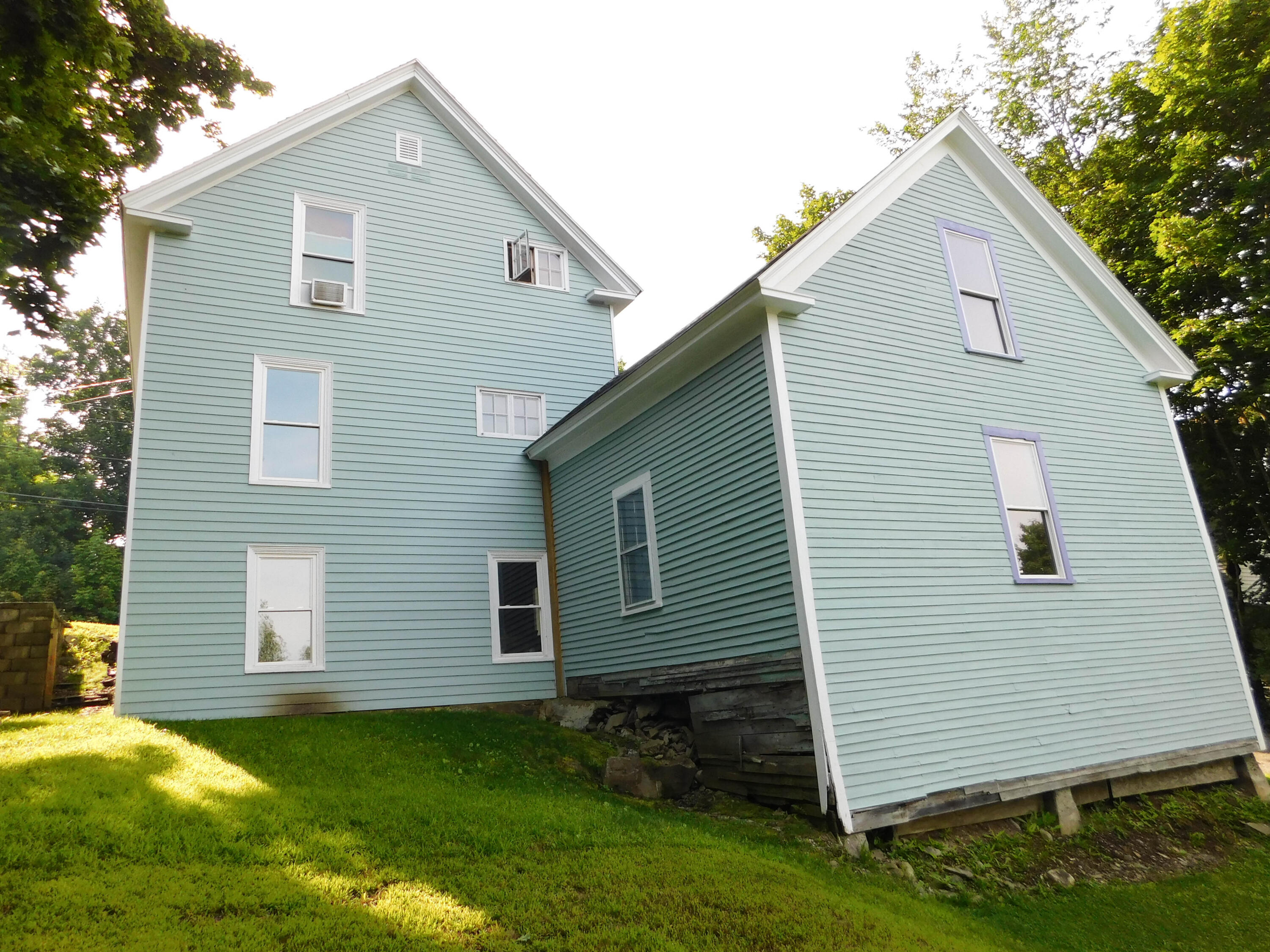 124 Church Street Dexter ME 04930