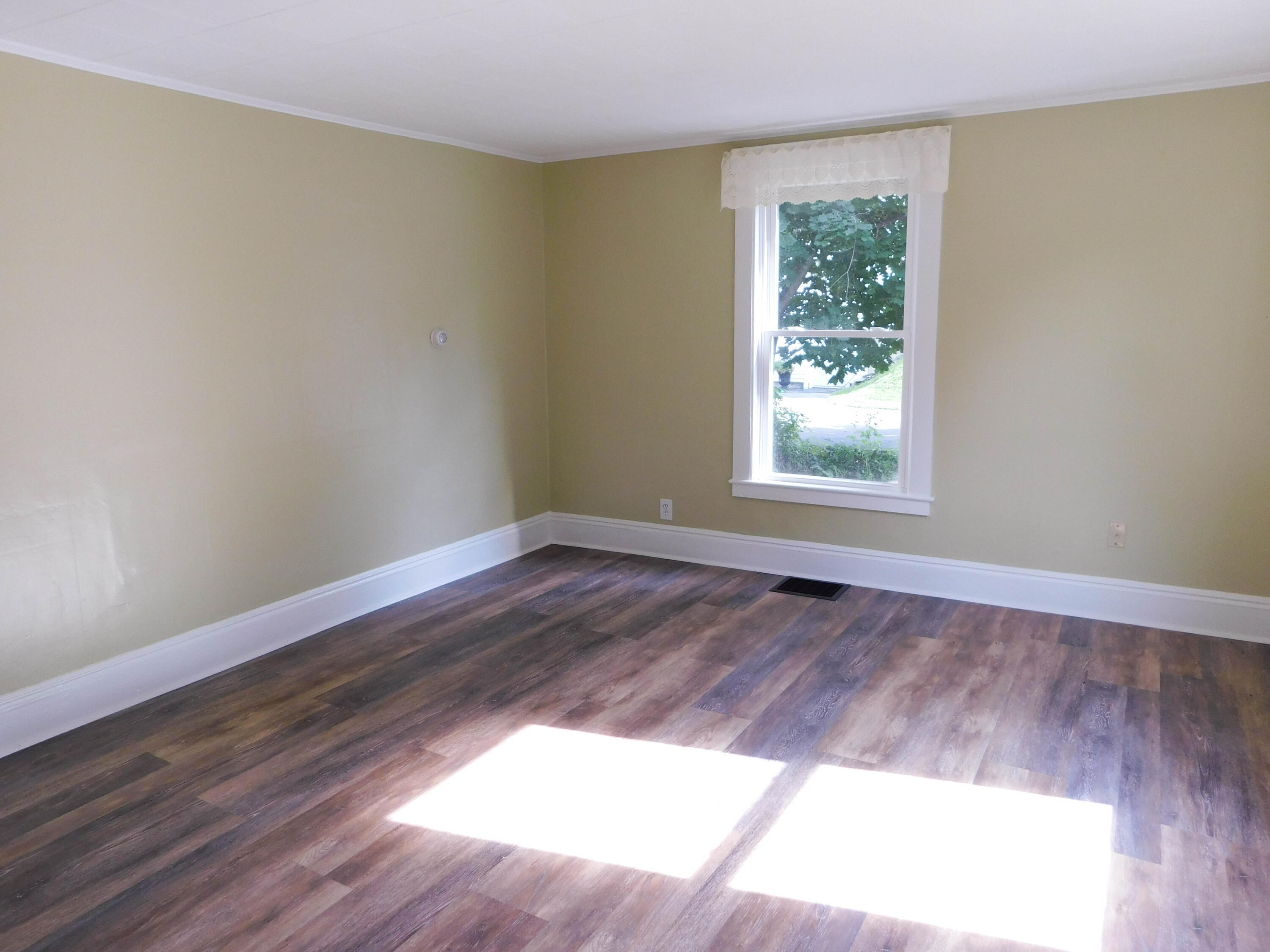 124 Church Street Dexter ME 04930