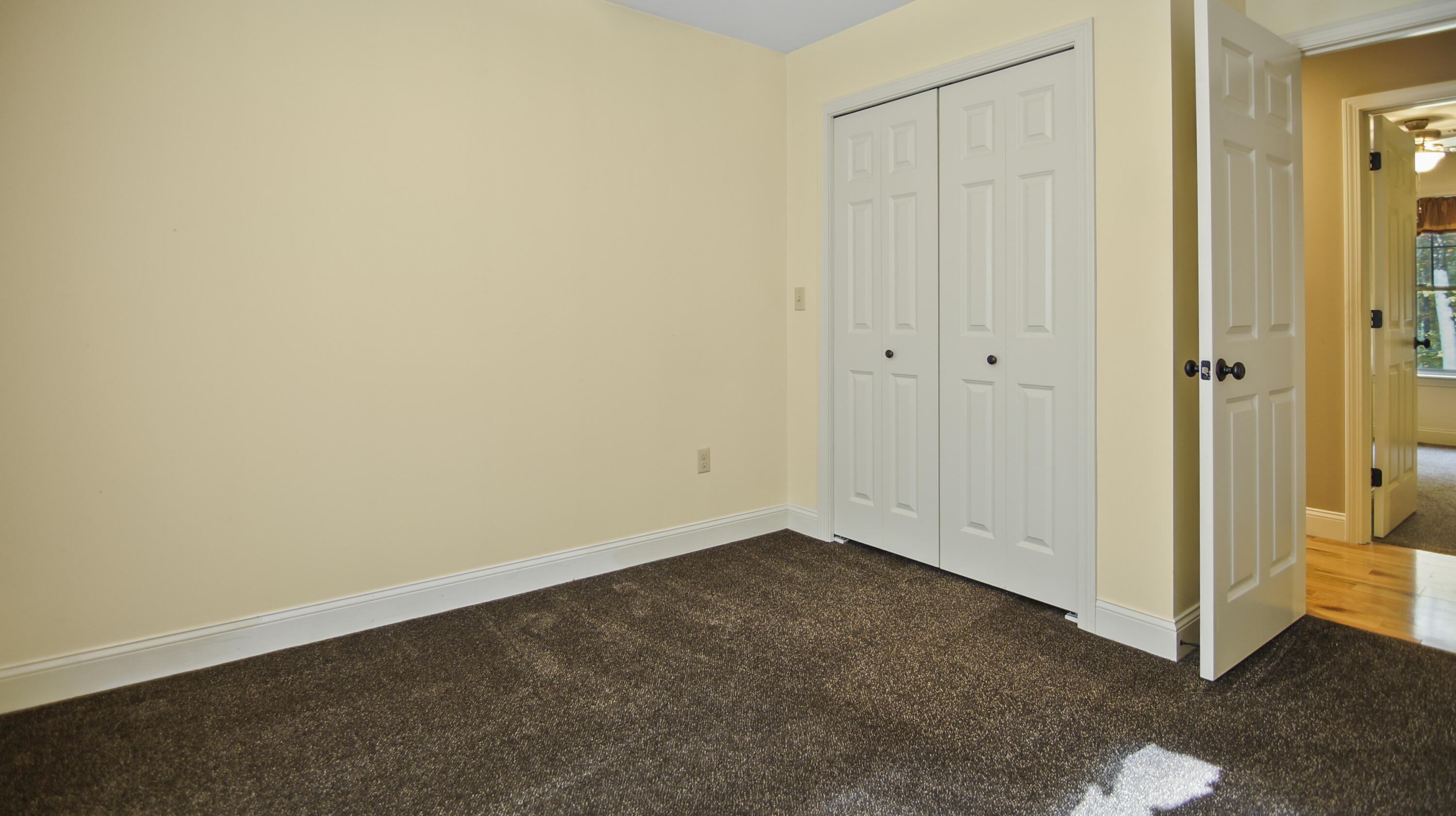 16 Rhode Island Avenue Alfred ME 04002