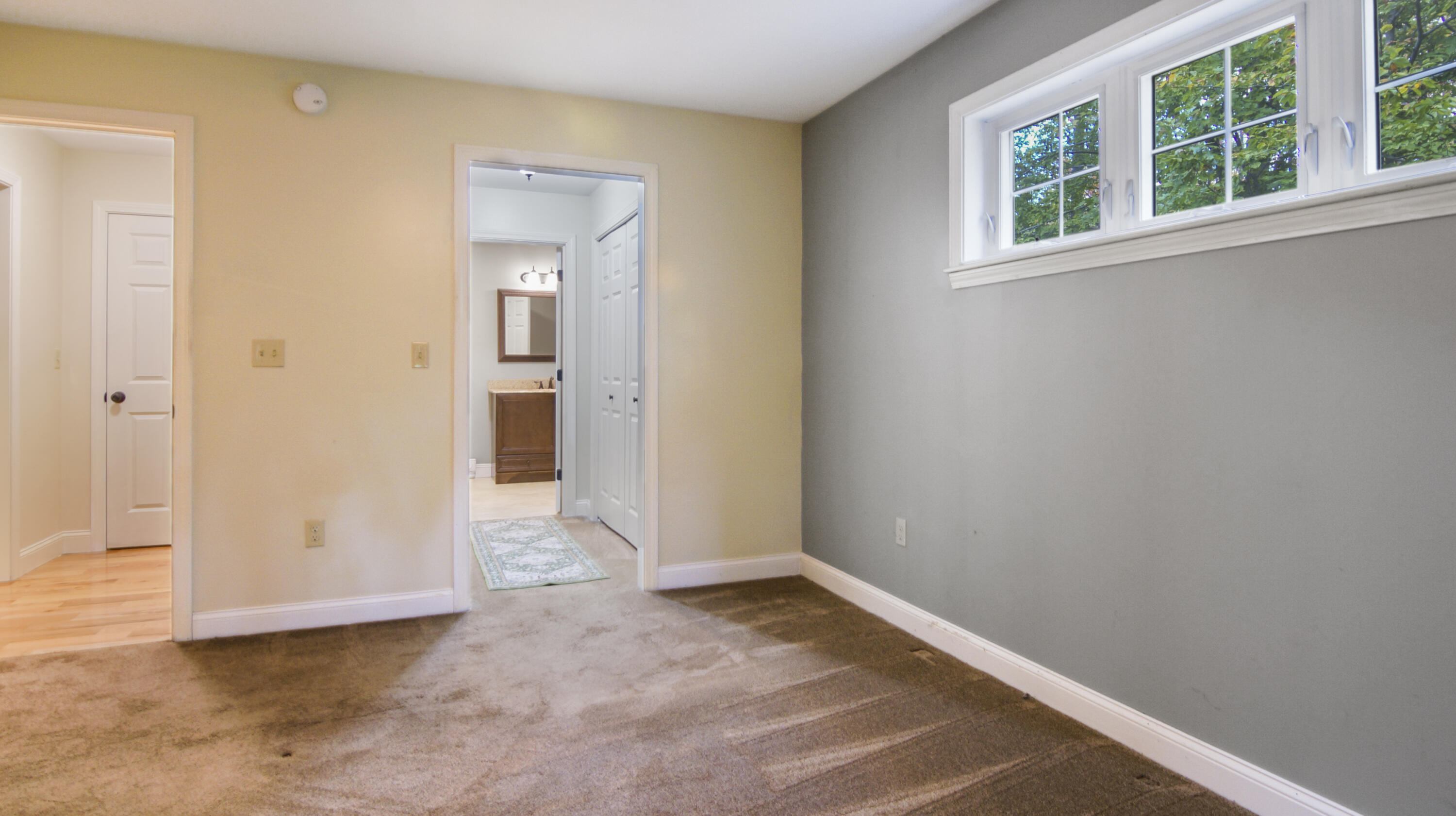 16 Rhode Island Avenue Alfred ME 04002