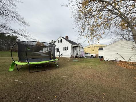 577 Maine Avenue Farmingdale ME 04344