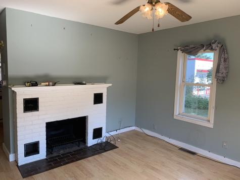 577 Maine Avenue Farmingdale ME 04344