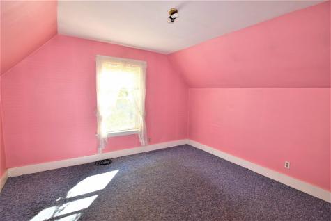 59 Gamage Avenue Auburn ME 04210
