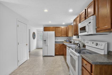 76 Orchard Road Cumberland ME 04021