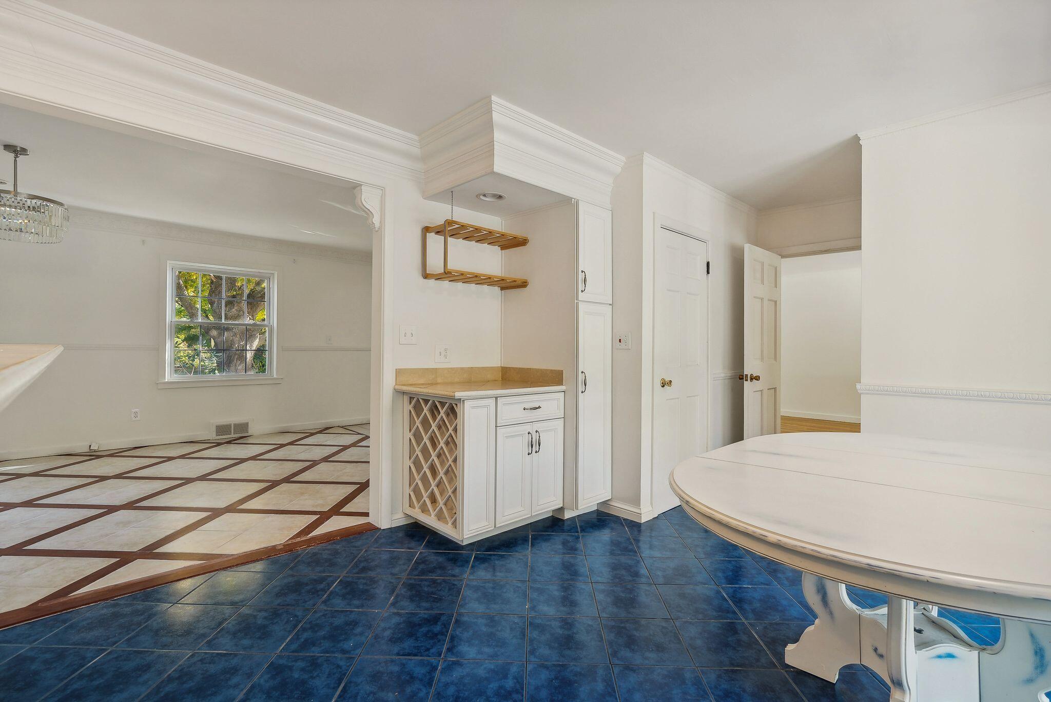 29 Delcliffe Lane Lewiston ME 04240