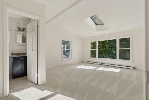 29 Delcliffe Lane Lewiston ME 04240