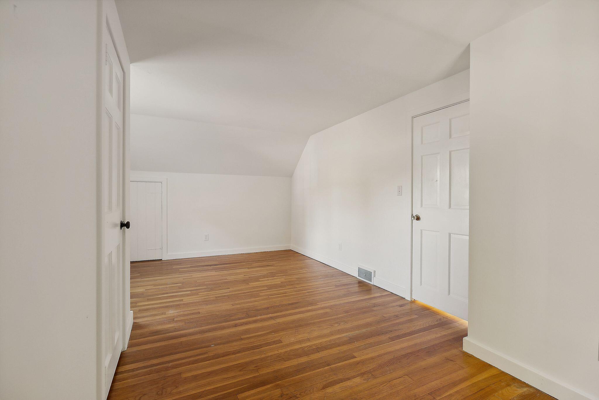 29 Delcliffe Lane Lewiston ME 04240