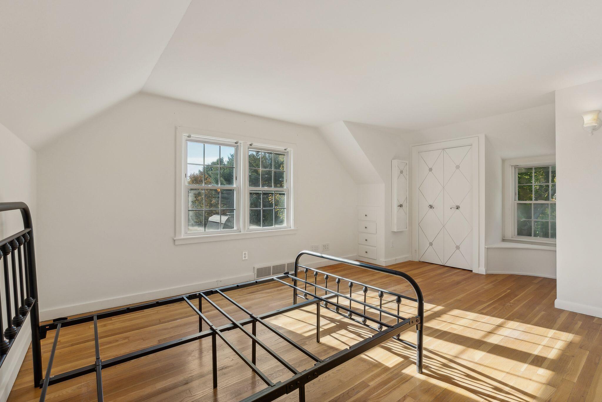 29 Delcliffe Lane Lewiston ME 04240